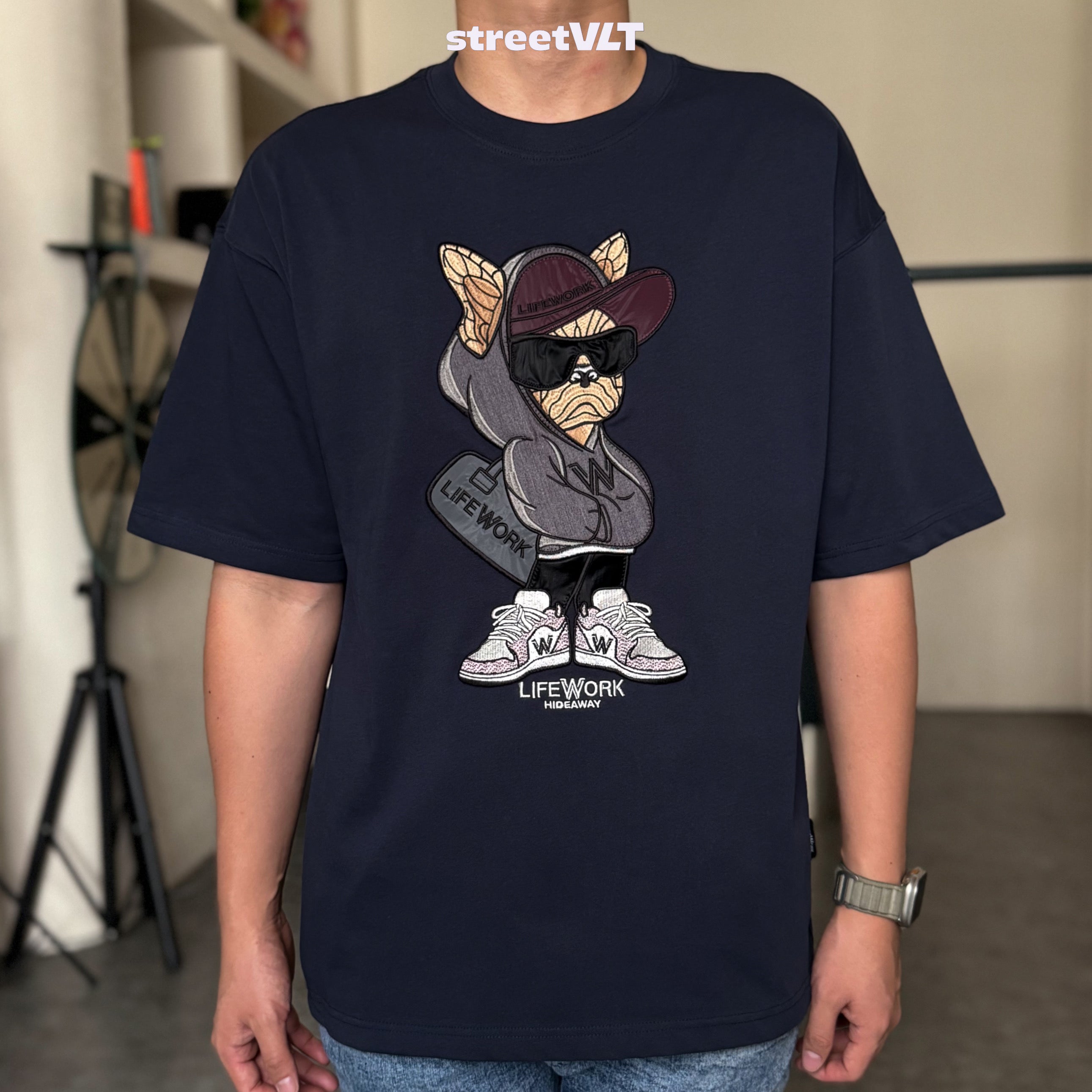 Life Work Korea Duffel Bag Hipdog Embroidered Tee