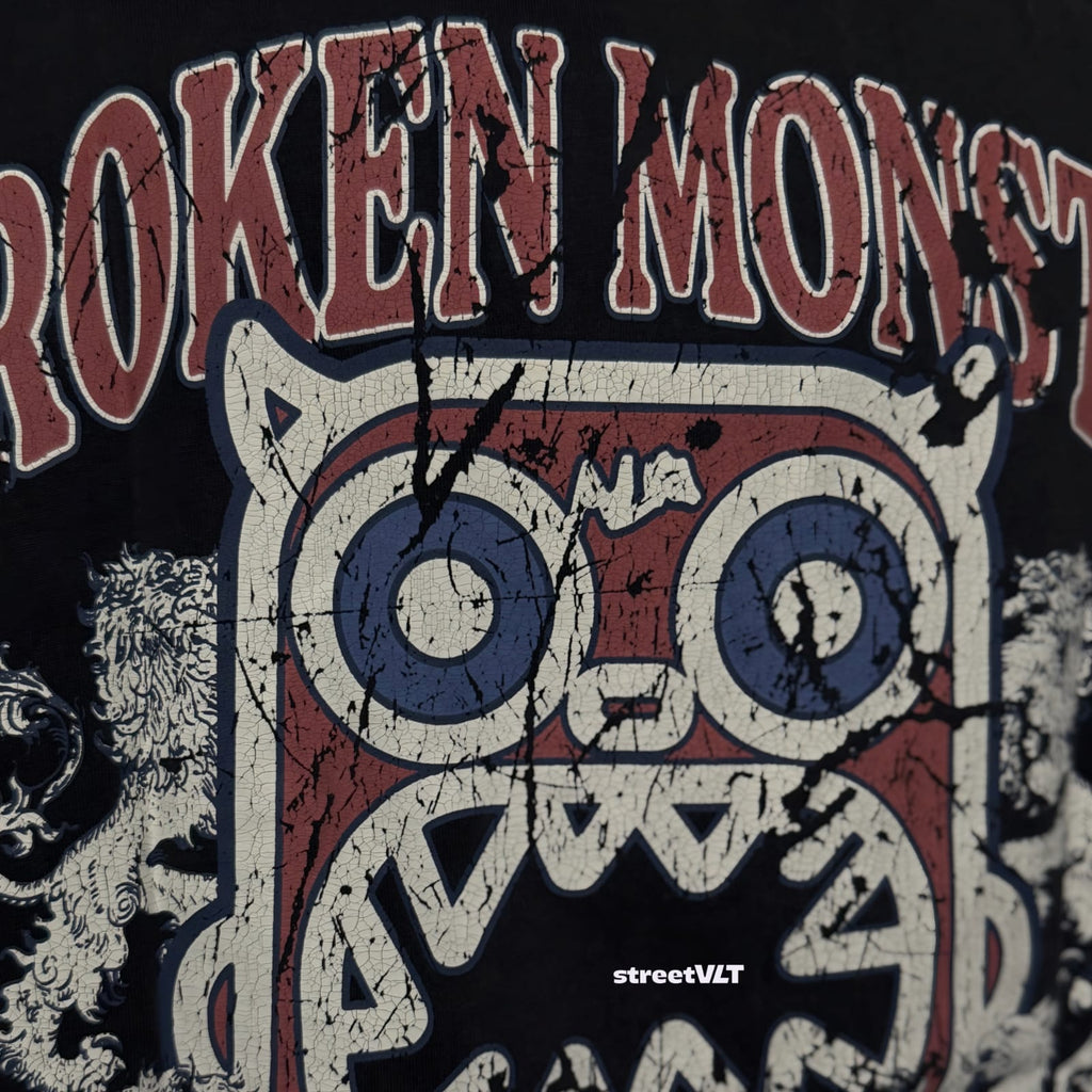 Calmmind Medieval Retro Monster Tee