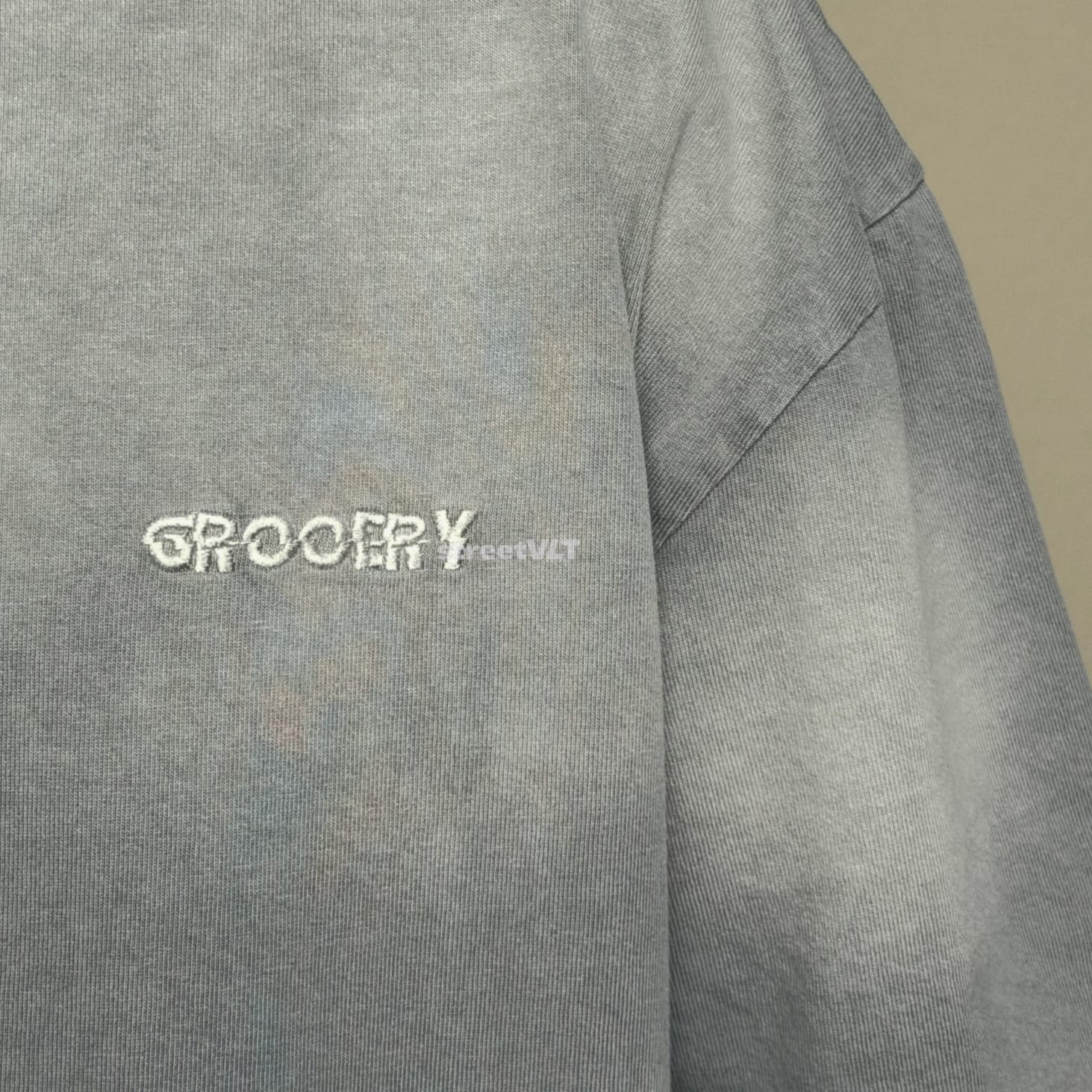 Gro Grocery Dirty Washed Painted Slogan Tee