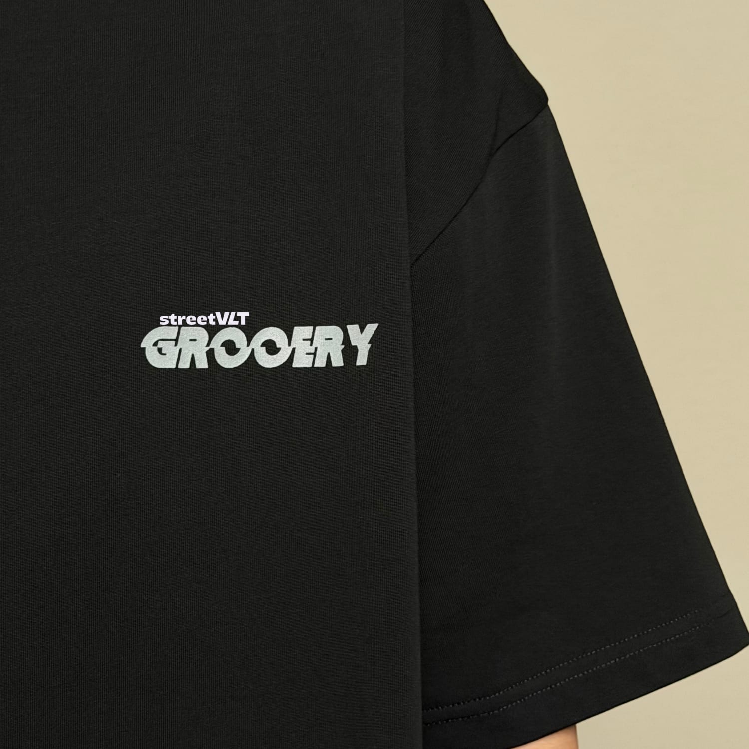 Gro Grocery Rainbow Logo Tee