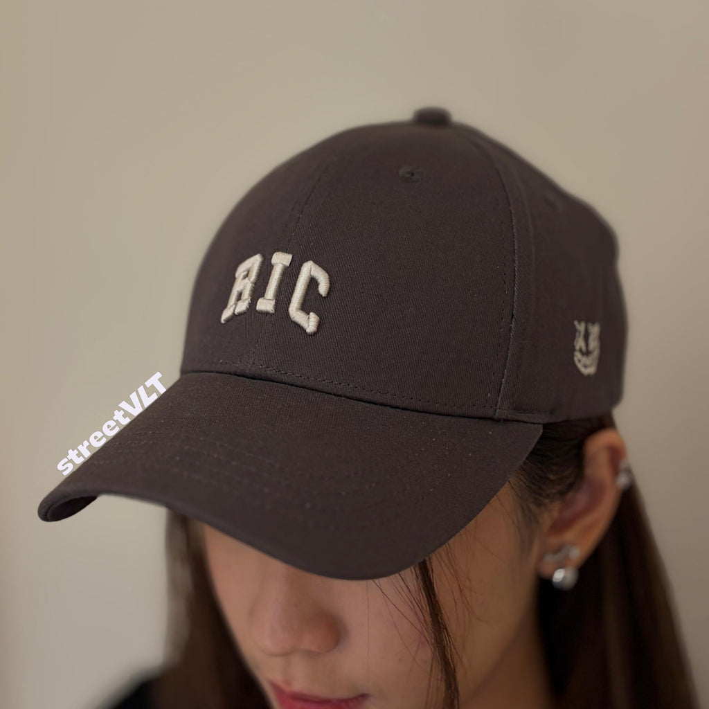 Ricky is Clown Arch Bridge Retro Embroidery Baseball Dark Brown Cap