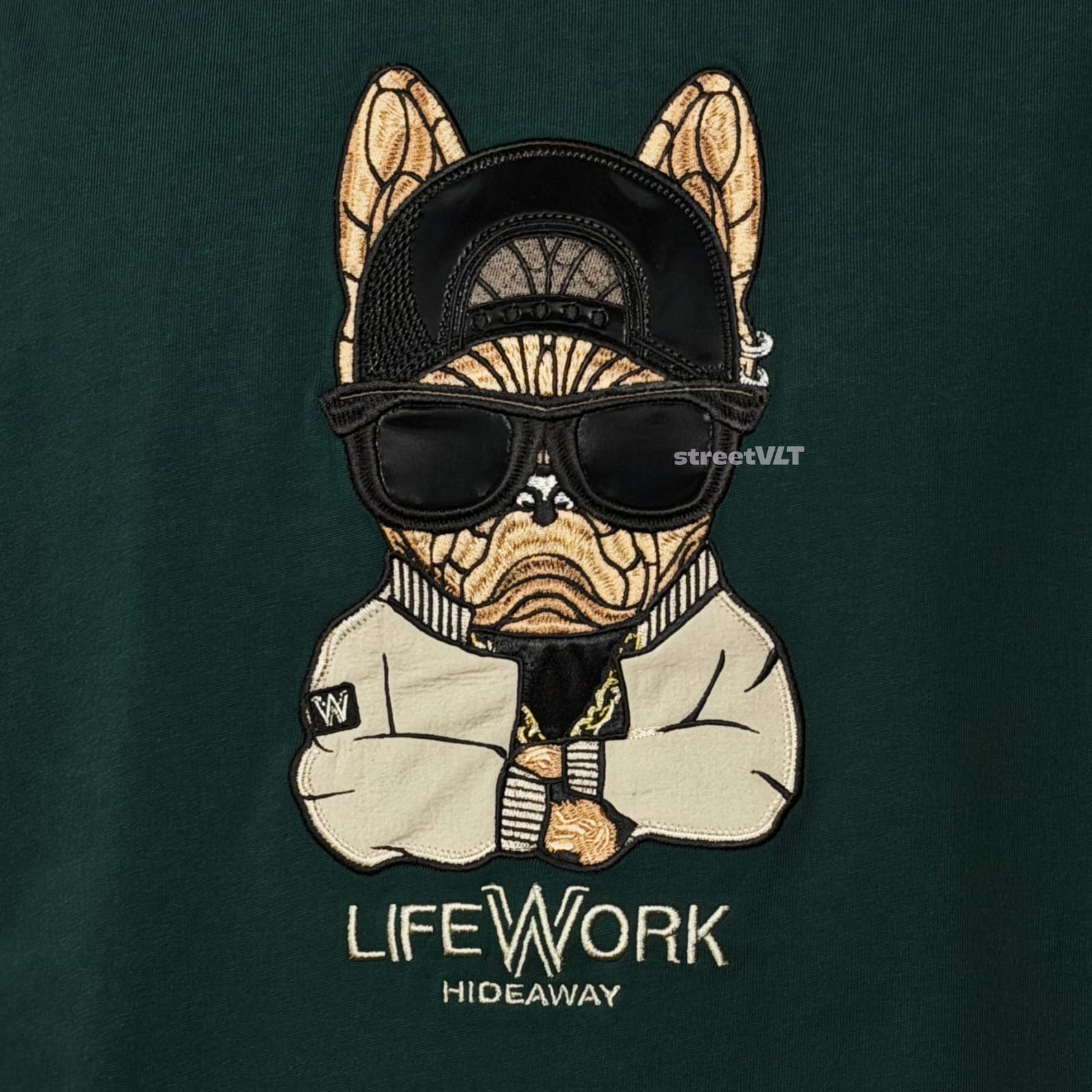 Life Work Korea Cross Arm Hipdog Applique Tee