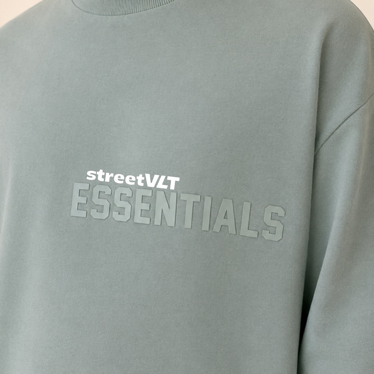 Essentials Sycamore Long Sleeve Crewneck SS23 Tee