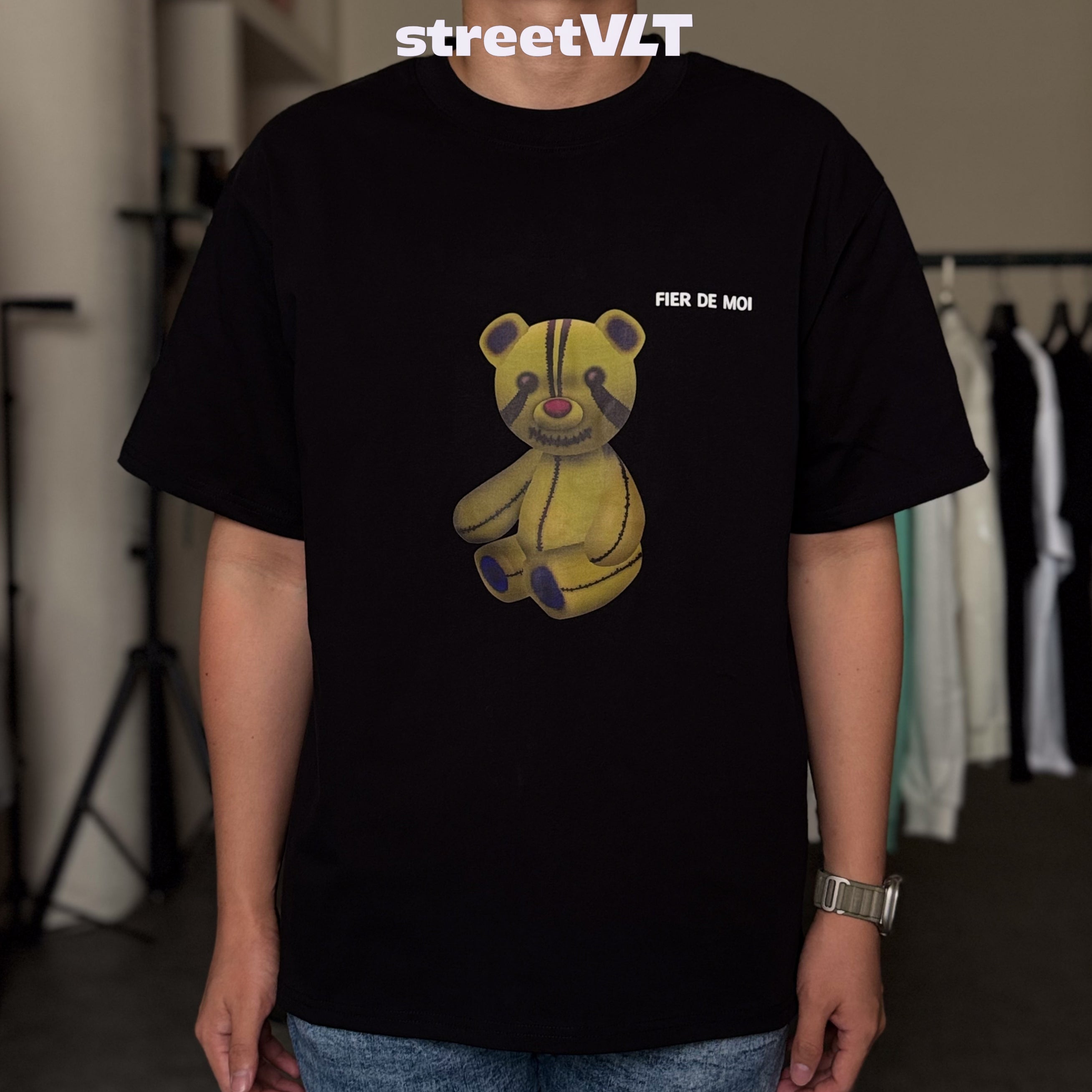 Fier De Moi Shadow Hug Tee