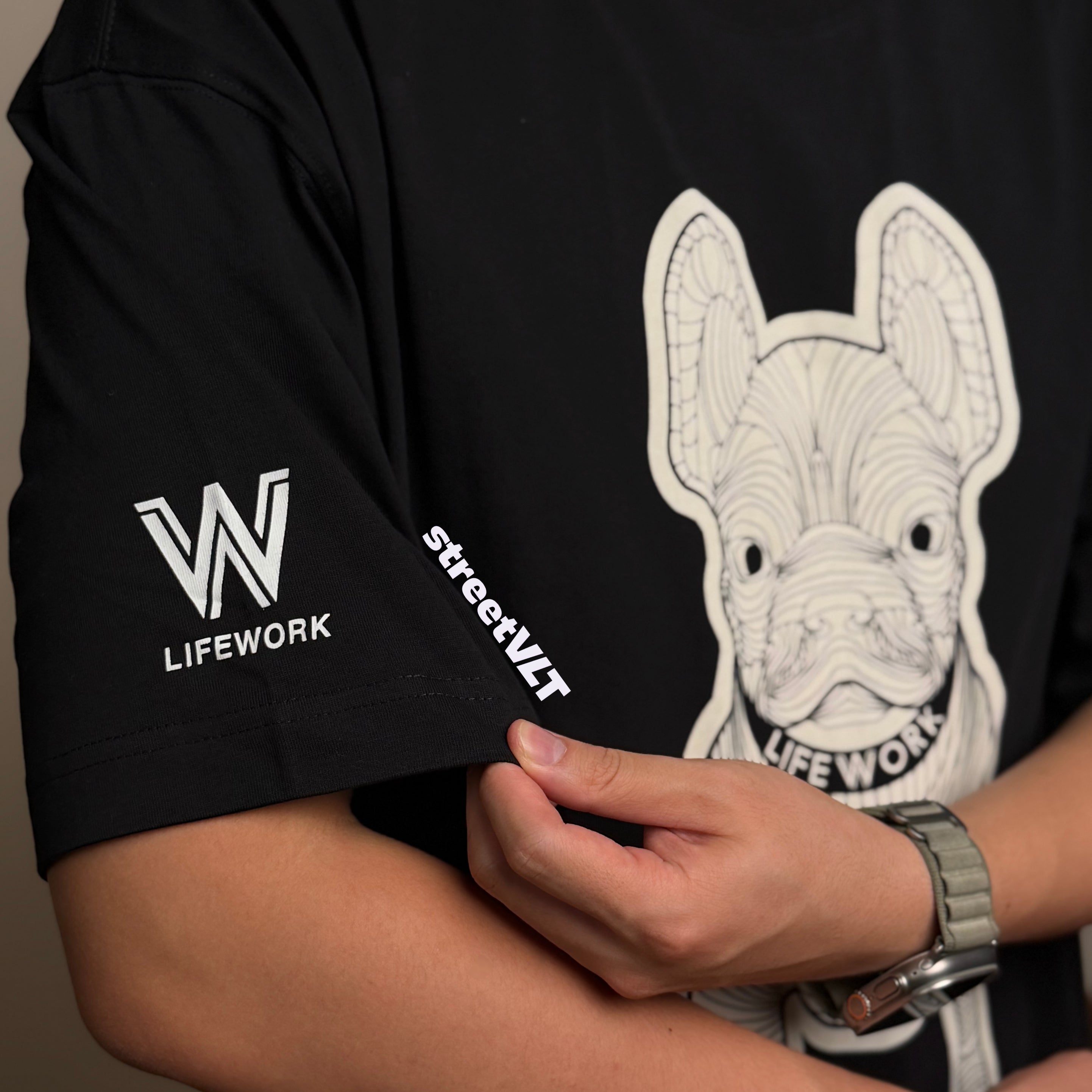 Life Work Korea Silket Big White Radog Black Tee