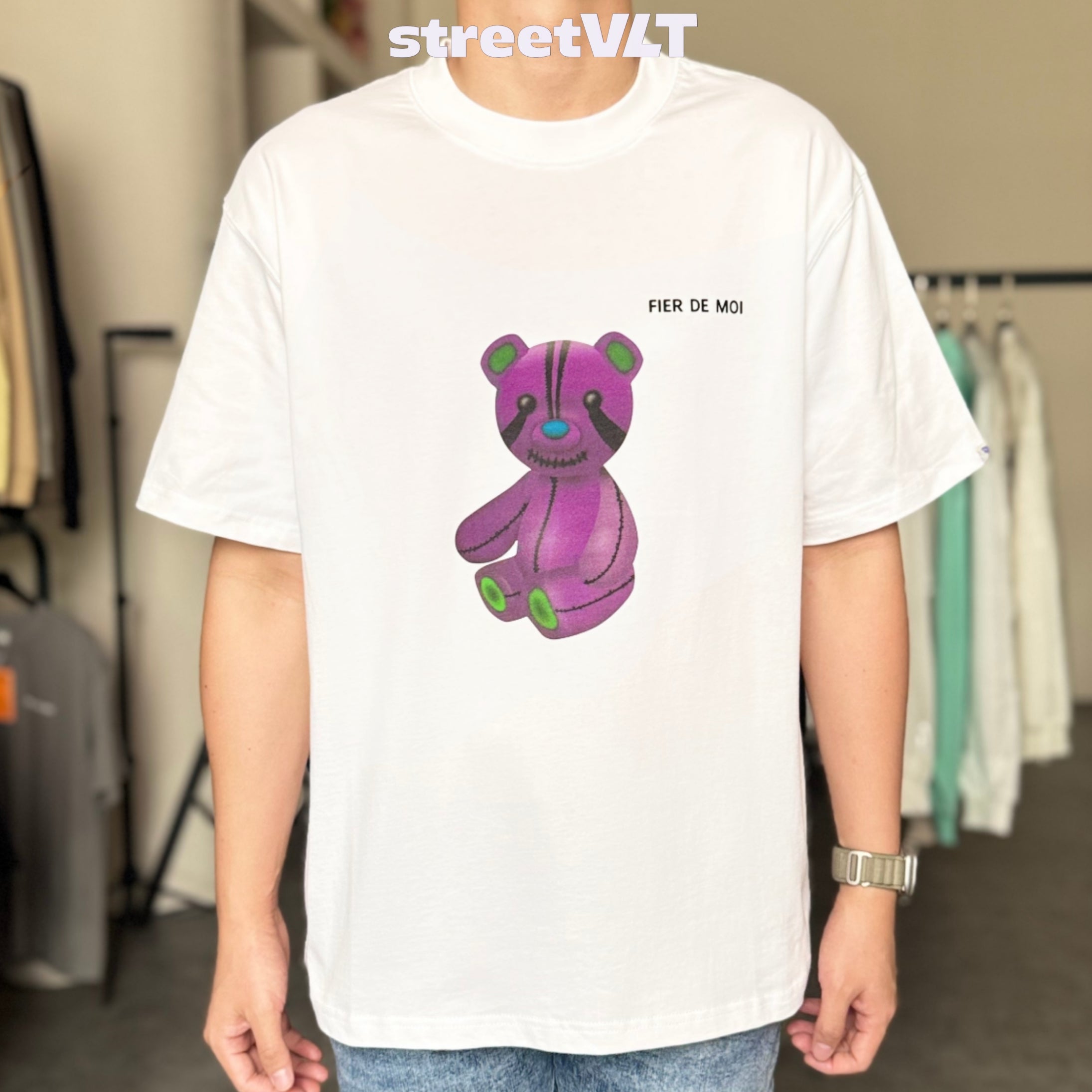 Fier De Moi Shadow Hug Tee