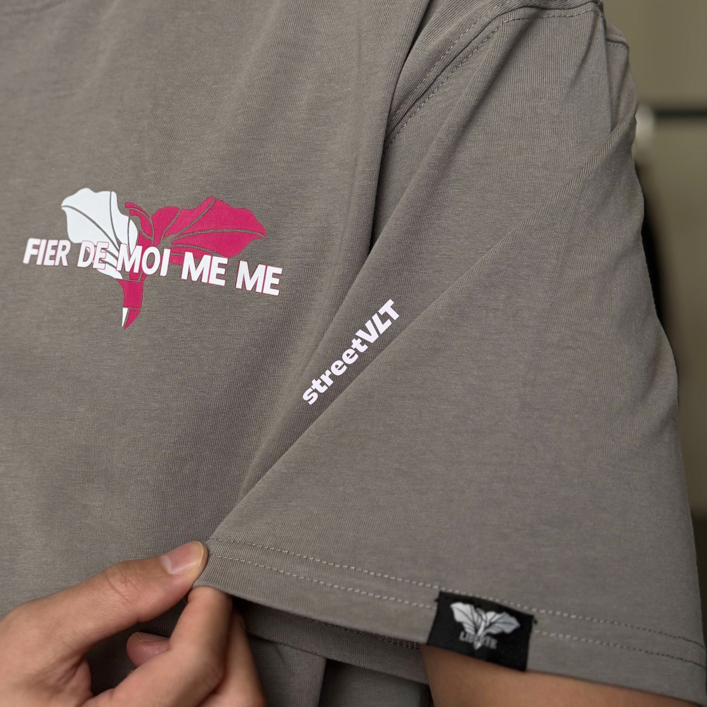 Fier De Moi Iris Wing Tee