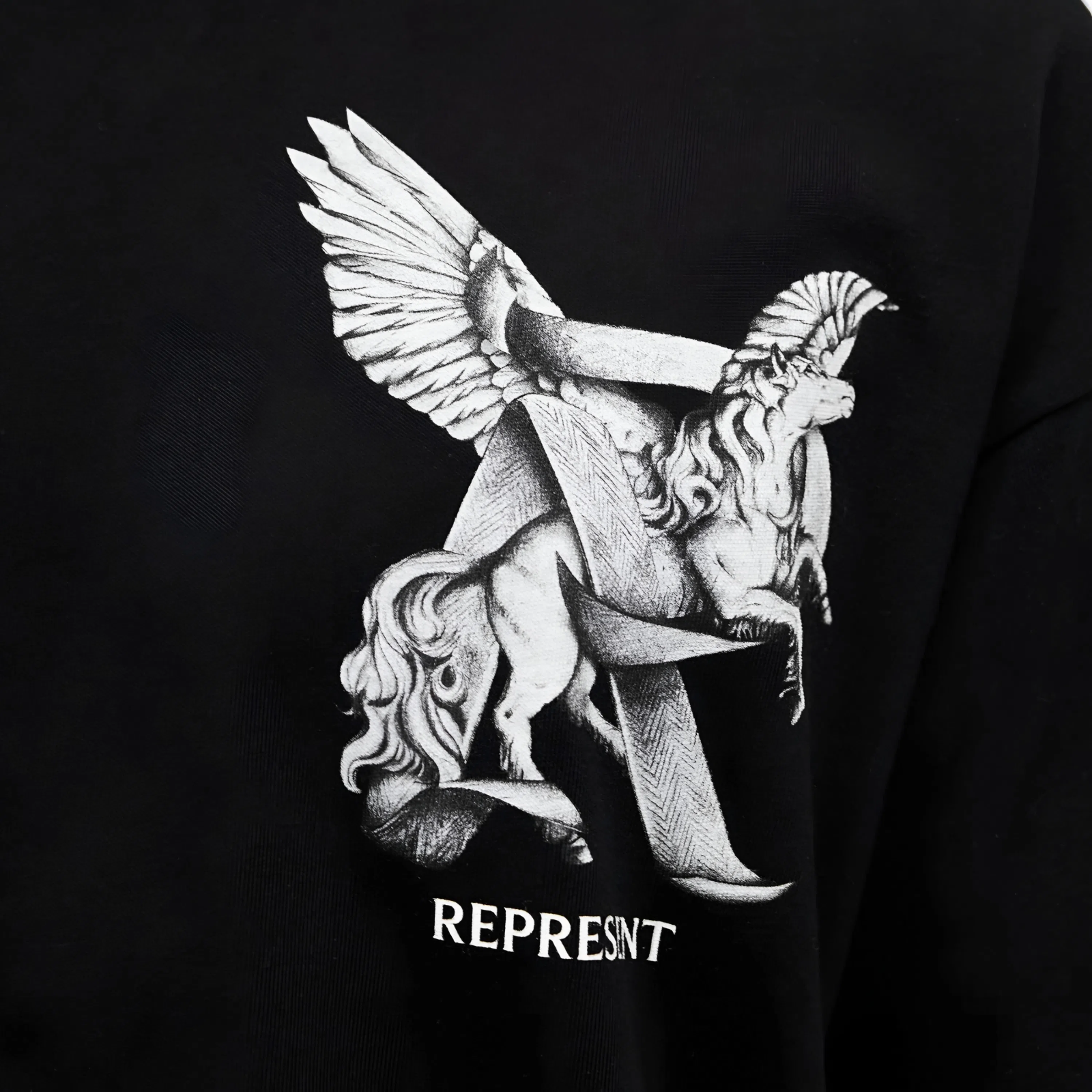 Represent UK Elegance In Motion Jet Black Tee