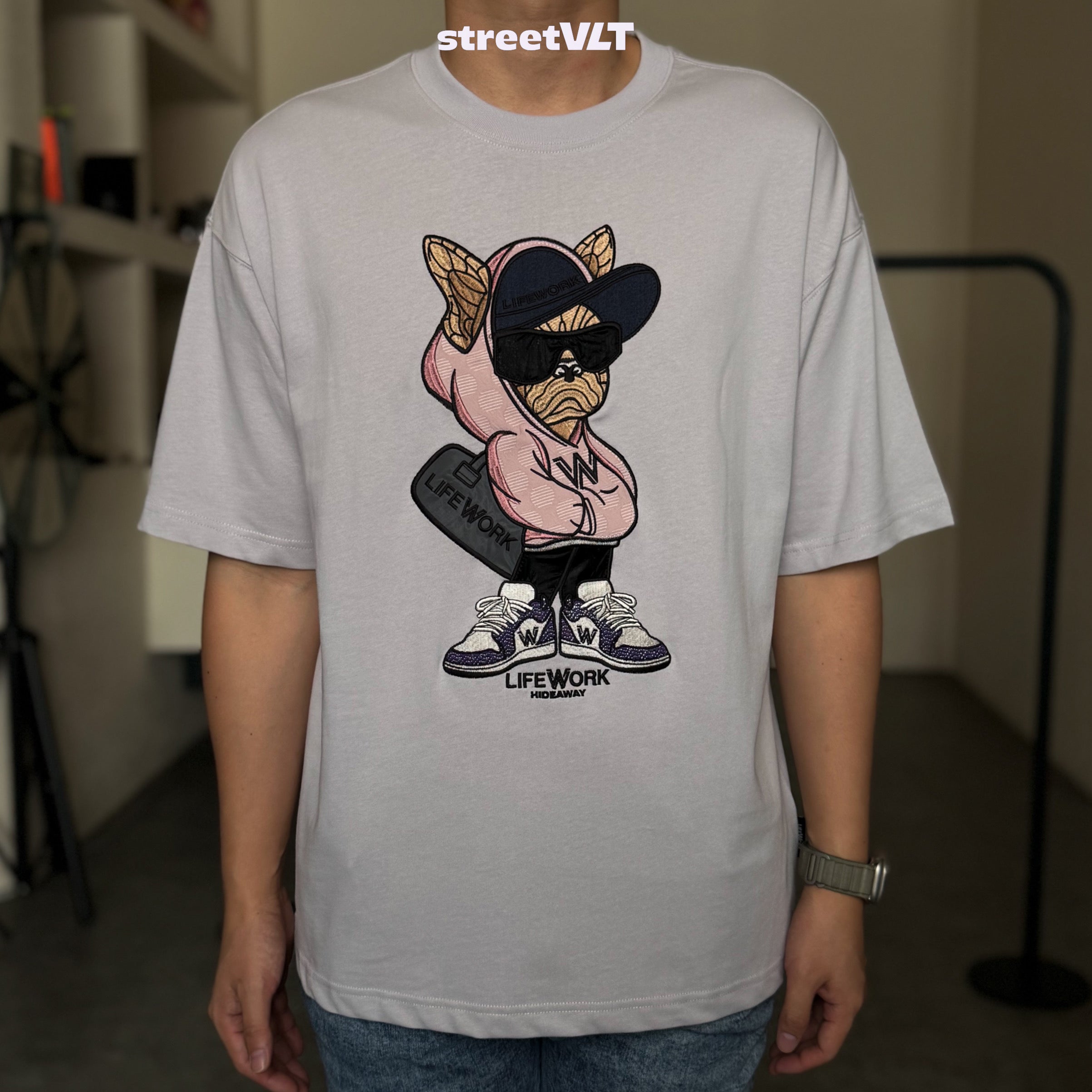 Life Work Korea Duffel Bag Hipdog Embroidered Tee