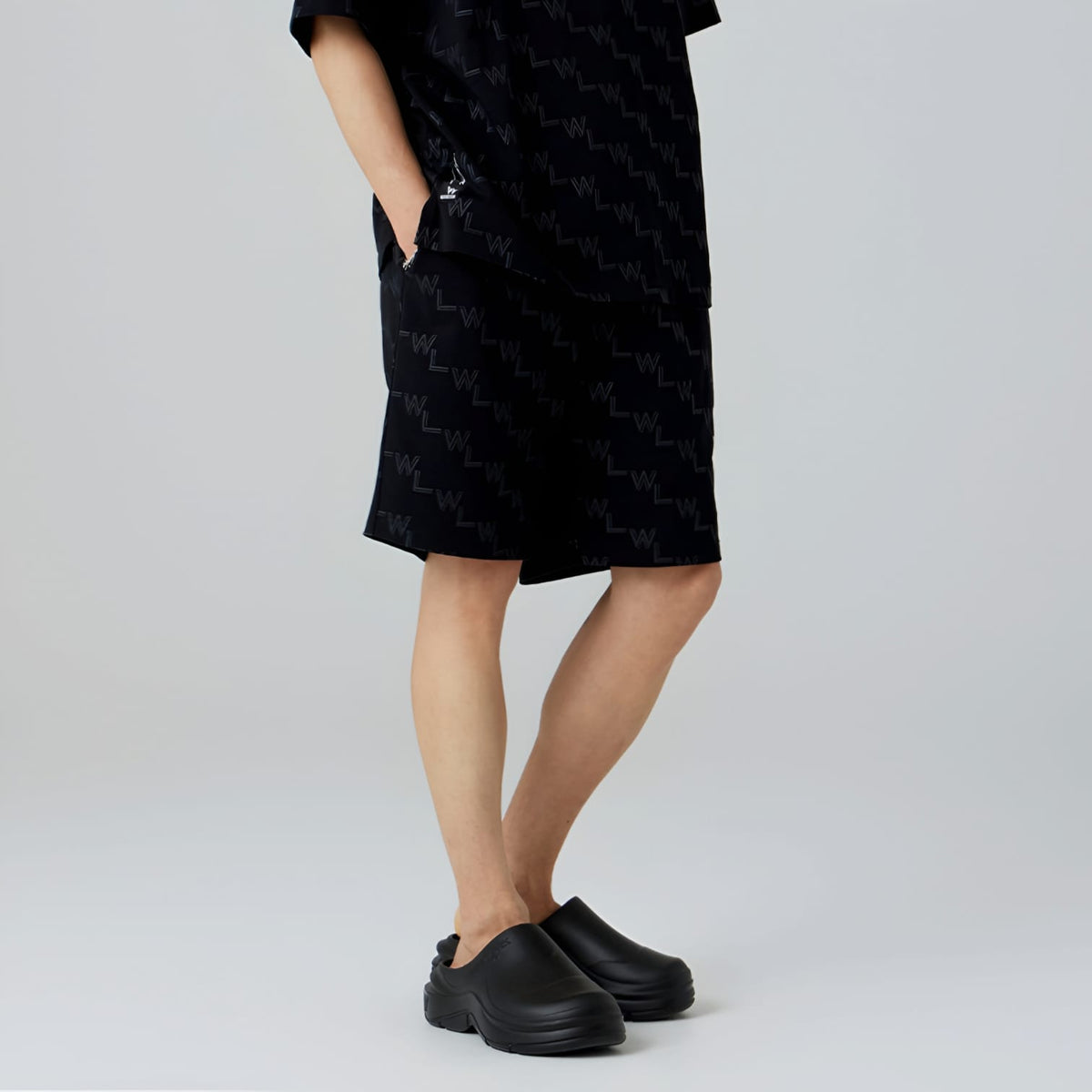 Life Work Korea Blend Gram Shorts