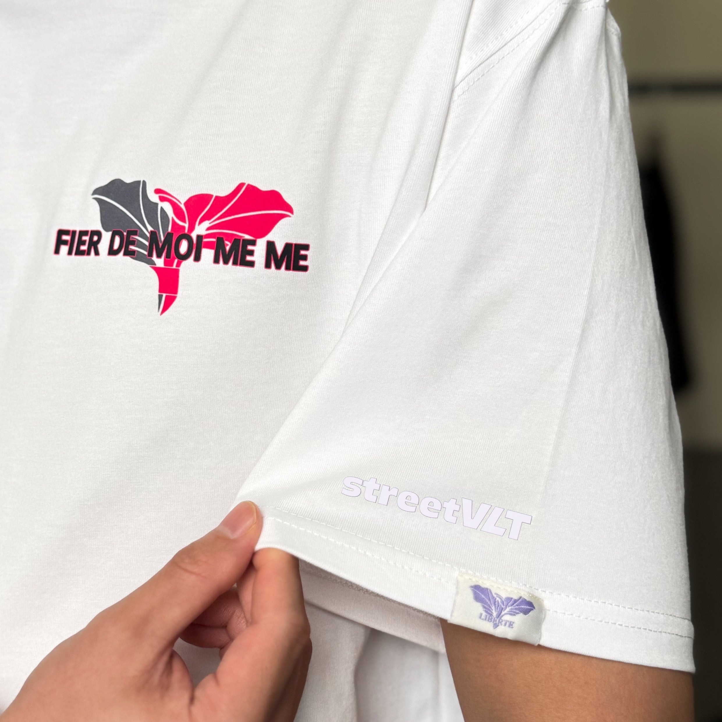 Fier De Moi Iris Wing Tee